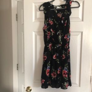 Womens faux wrap dress